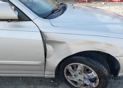 2004 Hyundai Elantra Gls/Gt from USA, damaged, VIN KMHDN46D54U881518